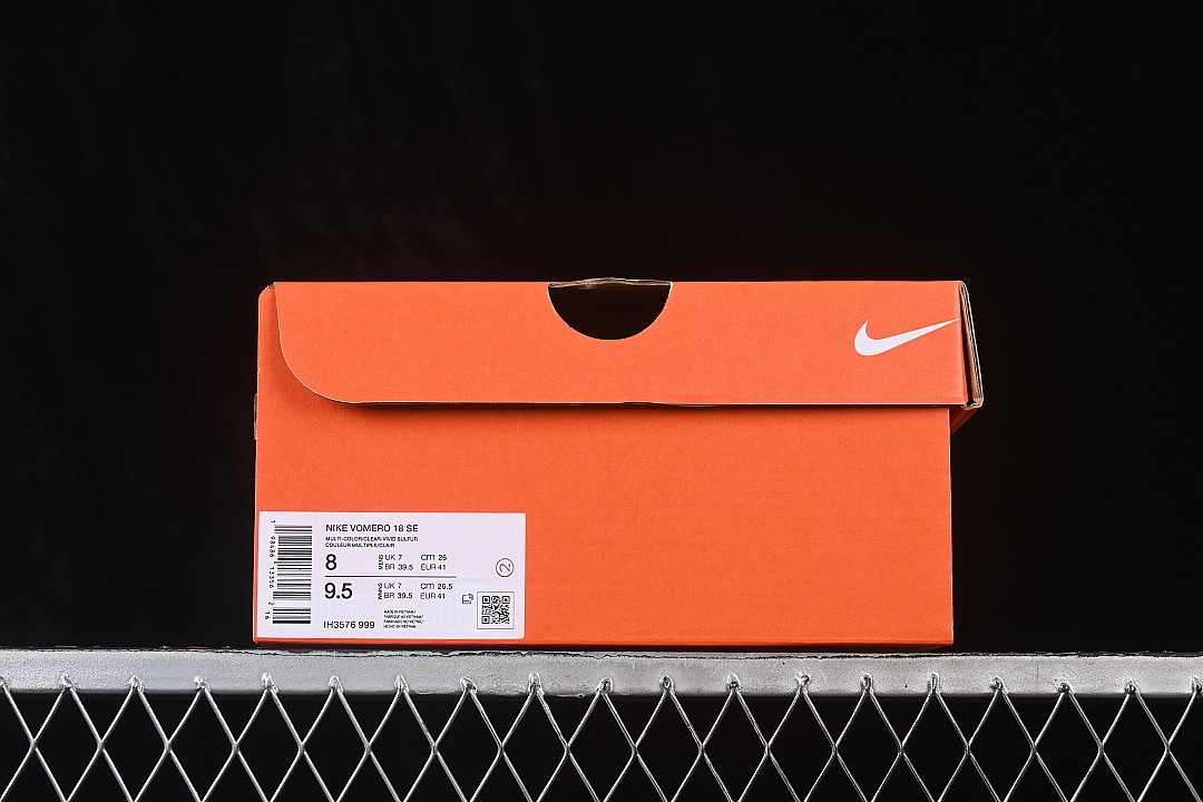 Nike [IH3576-999]-[VOMERO 18 SE MULTI-COLOR/VIVID SULFUR/DARK SULFUR/CLEAR]-[WOMAN:39]-[MAN:40-46] - Image 12