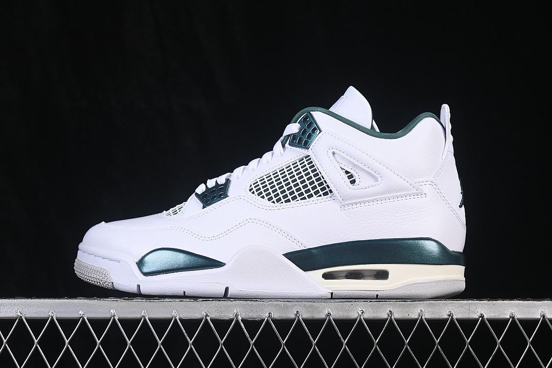Jordan [AQ8138-103]-[JORDAN 4 RETRO WHITE/OXIDIZED GREEN/WHITE/NEUTRAL GREY]-[MAN:40-48.5], photo 1