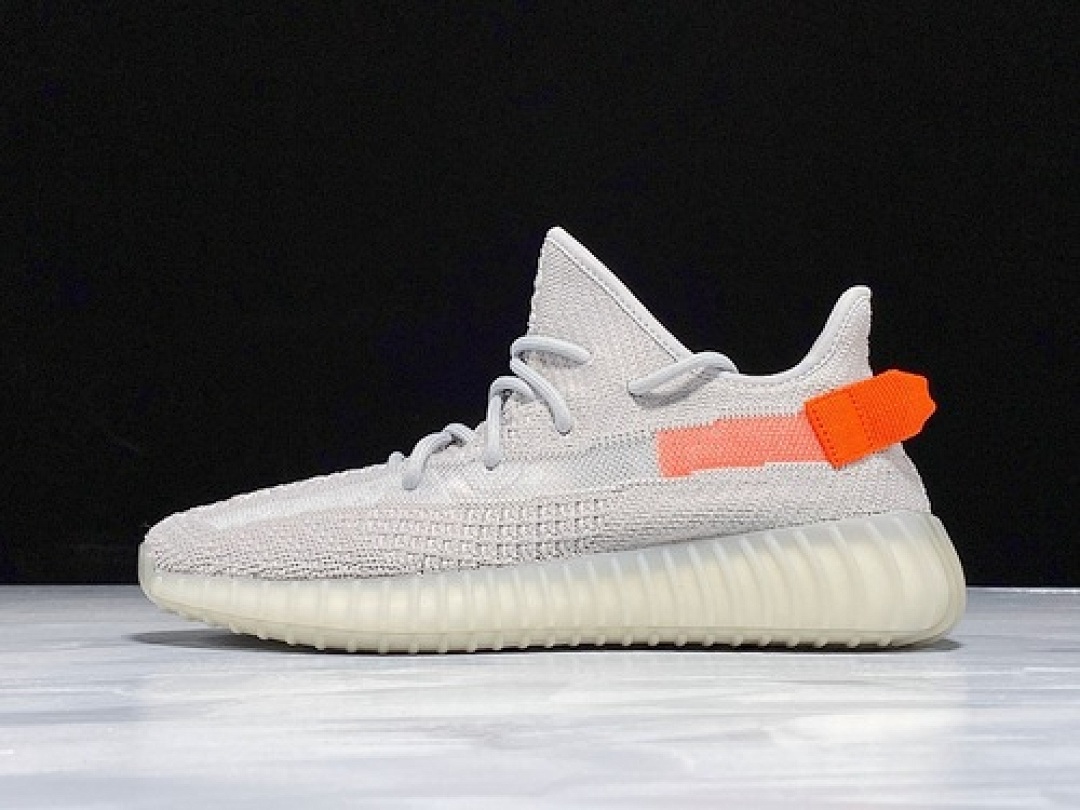 Adidas [FX9017]-[PK BASF YEEZY BOOST 350 V2 TAIL LIGHT/TAIL LIGHT]-[UNISEX:36-47], photo 1