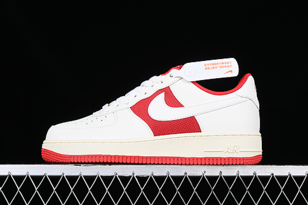 Nike Nike AIR FORCE 1 07 LOW WHITE/RED · FN7439-133, photo 1