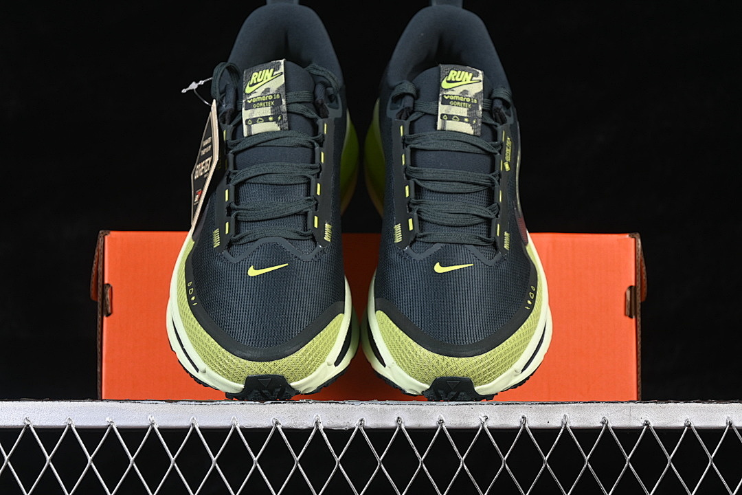 Nike [HQ7002-300]-[VOMERO 18 GORE-TEX SEAWEED/LIGHT LIQUID LIME/CYBER]-[WOMAN:36-39]-[MAN:40-46] - Image 13