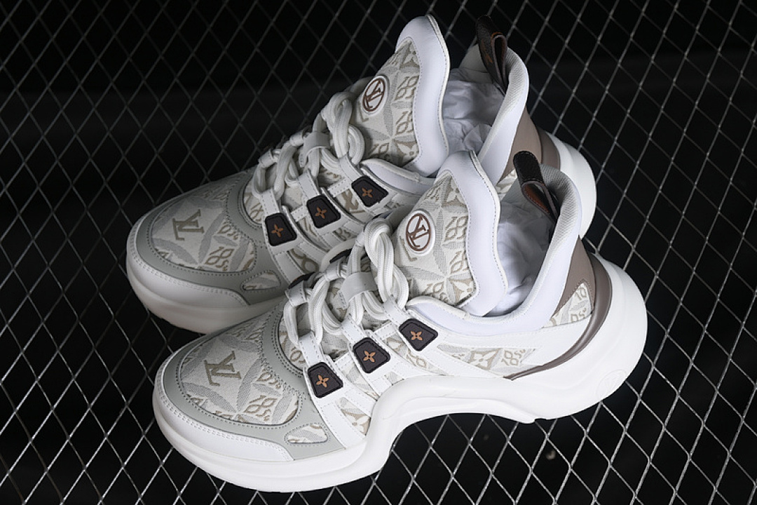 Arc'teryx [370N WHITE]-[LOUIS VUITTON ARCHLIGHT SNEAKERS L*V WHITE/GREY]-[WOMAN:35-39] - Image 11
