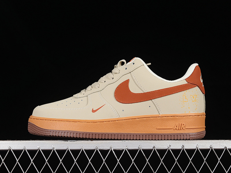 Nike Nike AIR FORCE 1 LOW 07 LIGHT KHAKI/BRICK RED/ORANGE · 315122-001, photo 1