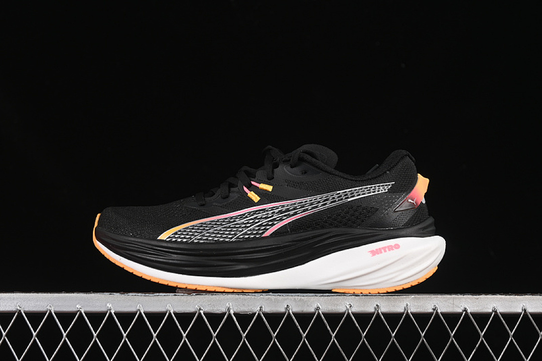 Puma [378450-02]-[PUMA DEVIATE NTRO 3 BLACK/SUNSET GLOW/SUN STREAM]-[WOMAN:36-39]-[MAN:40-45], photo 1