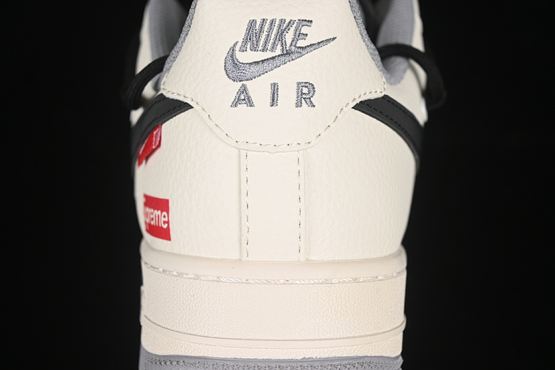 Nike [DM6868-069]-[AIR FORCE 1 07 LOW SUPREME WHITE/GREY/BLACK]-[WOMAN:36-39]-[MAN:40-45] - Image 7