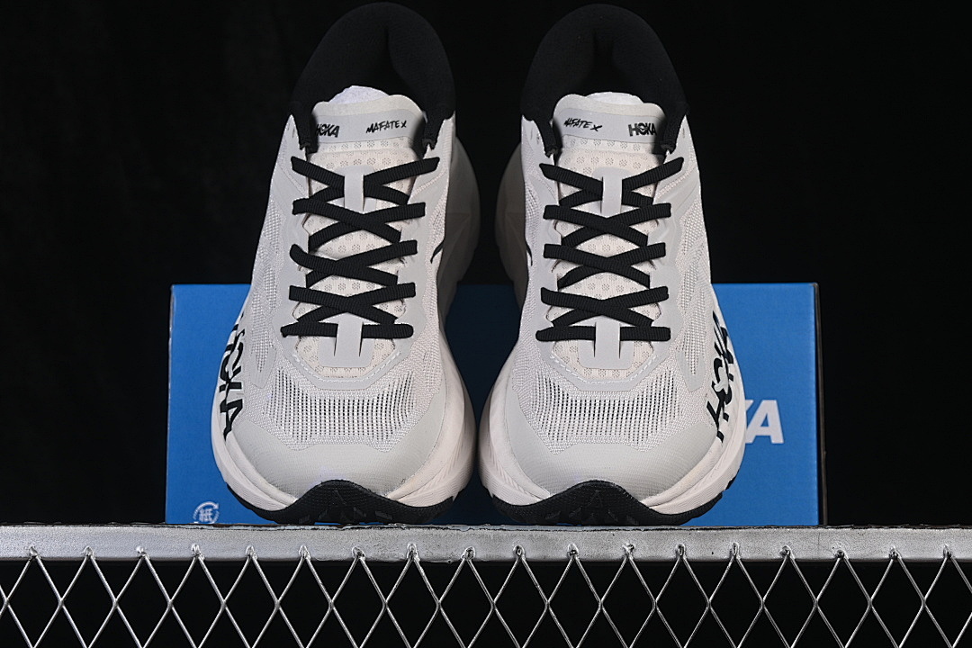 Hoka [1161993 OWHT]-[HOKA ONE RUNNING SHOES WHITE/WHITE]-[WOMAN:36-39]-[MAN:40-45] - Image 13