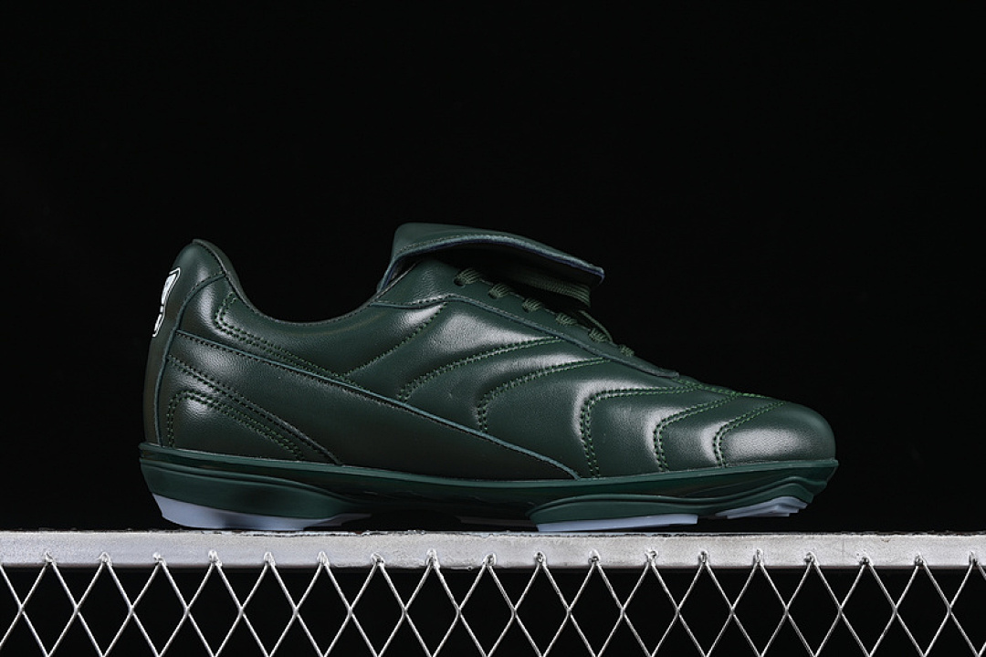 Louis Vuitton [LOUIS VUITTON FOOTPRINT SOCCER 2025 GREEN]-[WOMAN:35-39]-[MAN:40-46] - Image 15