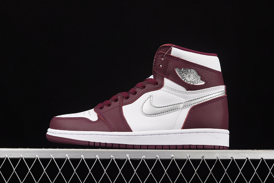 Jordan [555088-611]-[AIR JORDAN 1 RETRO HIGH OG BORDEAUX/WHITE/METALLIC SILVER]-[UNSIEX:36-47.5], photo 1