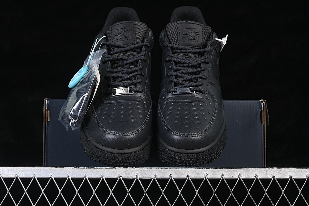 Nike [HV5953-001]-[AIR FORCE 1 LOW GORE-TEX VIBRAM OFF NOIR/BLACK/YELLOW]-[WOMAN:36-39]-[MAN:40-45] - Image 13