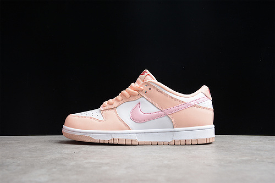 Unbranded [DO6485-600]-[SB DUNK LOW GS PINK VELVET WHITE/WHITE/PINK VELVET]-[UNISEX:36-47.5], photo 1
