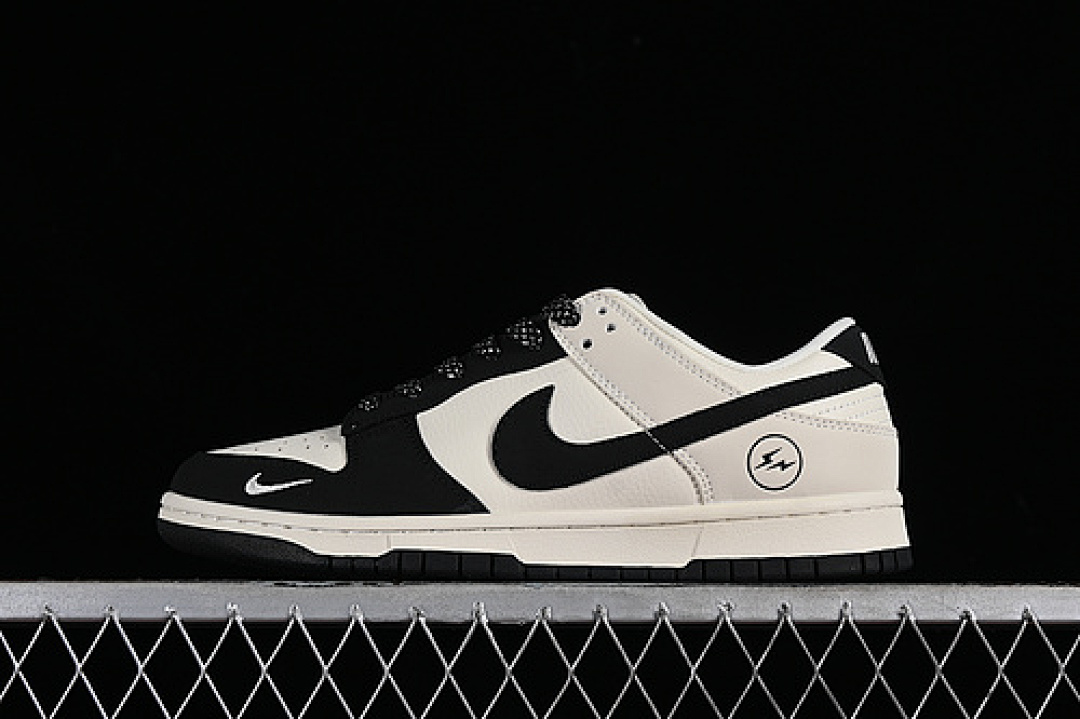 Off-White [XD1688-028]-[DUNK LOW SB OFF WHITE/GREY/BLACK]-[WOMAN:36-39]-[MAN:40-45], photo 1