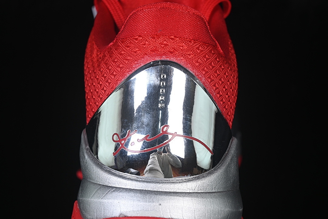 Nike [IV2712-001]-[KOBE 5 PROTRO METALLIC SILVER/UNIVERSITY RED]-[MAN:40-47.5] - Image 7
