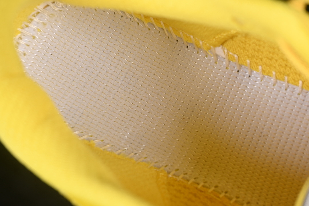 Chanel [1168716-ENL]-[CHALLENGER 8 HIGH-TOP RUNNING SHOES YELLOW/YELLOW]-[MAN:40-45] - Image 5