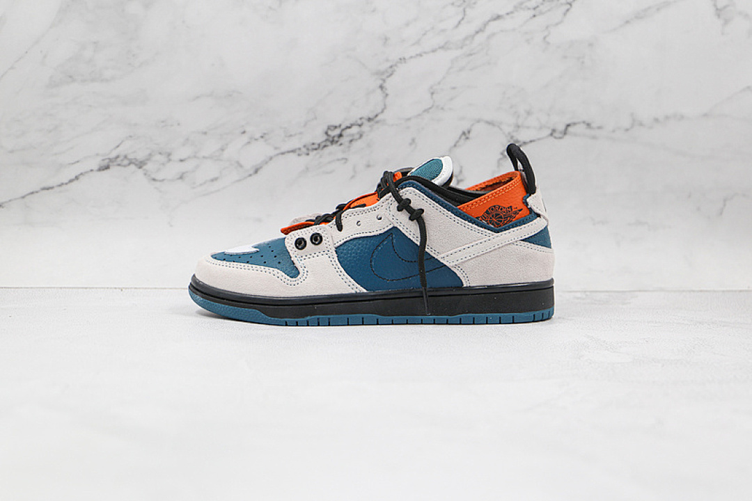 Unbranded [BQ6817-800]-[SB DUNK LOW PRO BLUE/WHITE/ORANGE-BLACK]-[WOMAN:36-39]-[MAN:40-45], photo 1