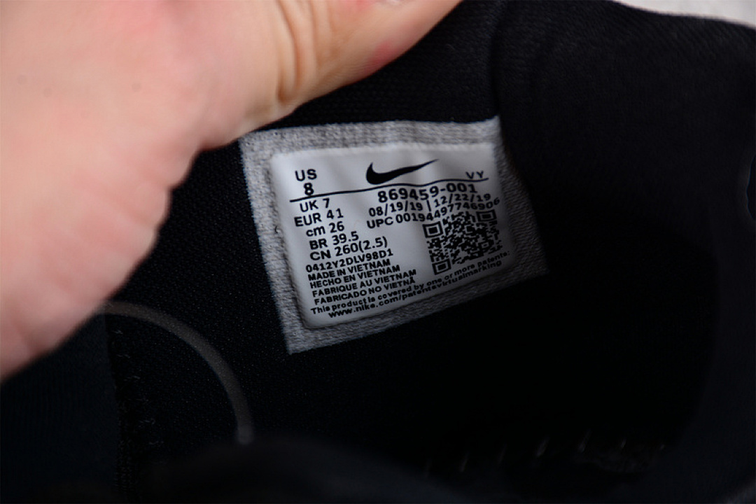 Nike [869459-001]-[KOBE 11 ELITE LOW FADE TO BLACK BLACK/BLACK/GOLD]-[MAN:40-46] - Image 3
