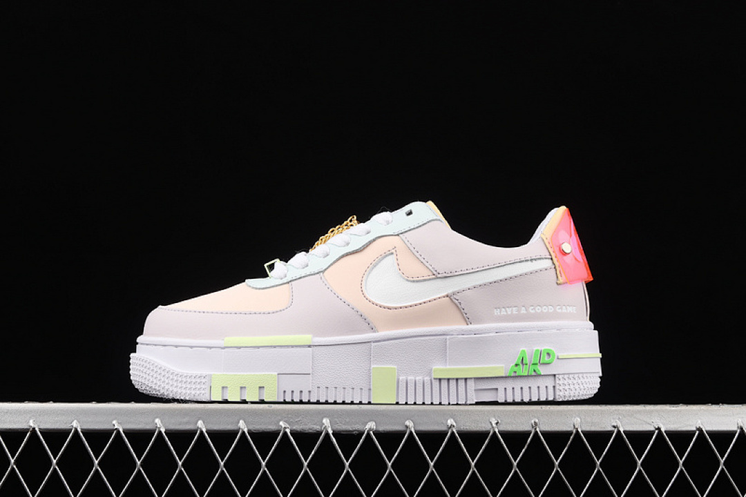 Nike [DD2330-511]-[AIR FORCE 1 PIXEL LIGHT PINK/WHITE/GREEN]-[WOMAN:36-40], photo 1