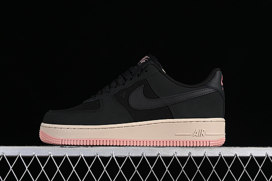 Nike [FB8876-001]-[AIR FORCE 1 07 LOW BLACK/RED STARDUST/SANDDRIFT]-[WOMAN:36-39]-[MAN:40-45], photo 1