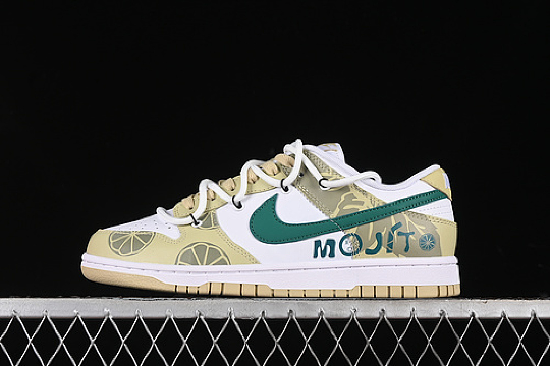 Unbranded [DV0833-100]-[DUNK LOW SB WHITE/TEAM GOLD/WOLF GREY/GREY]-[MAN:40-46], photo 1
