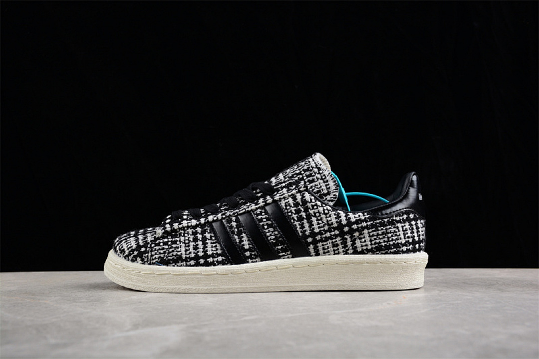 Adidas Adidas INVINCIBLE X DAYZ CAMPUS CORE BLACK/CORE BLACK/CREAM WHITE · HP2821, photo 1