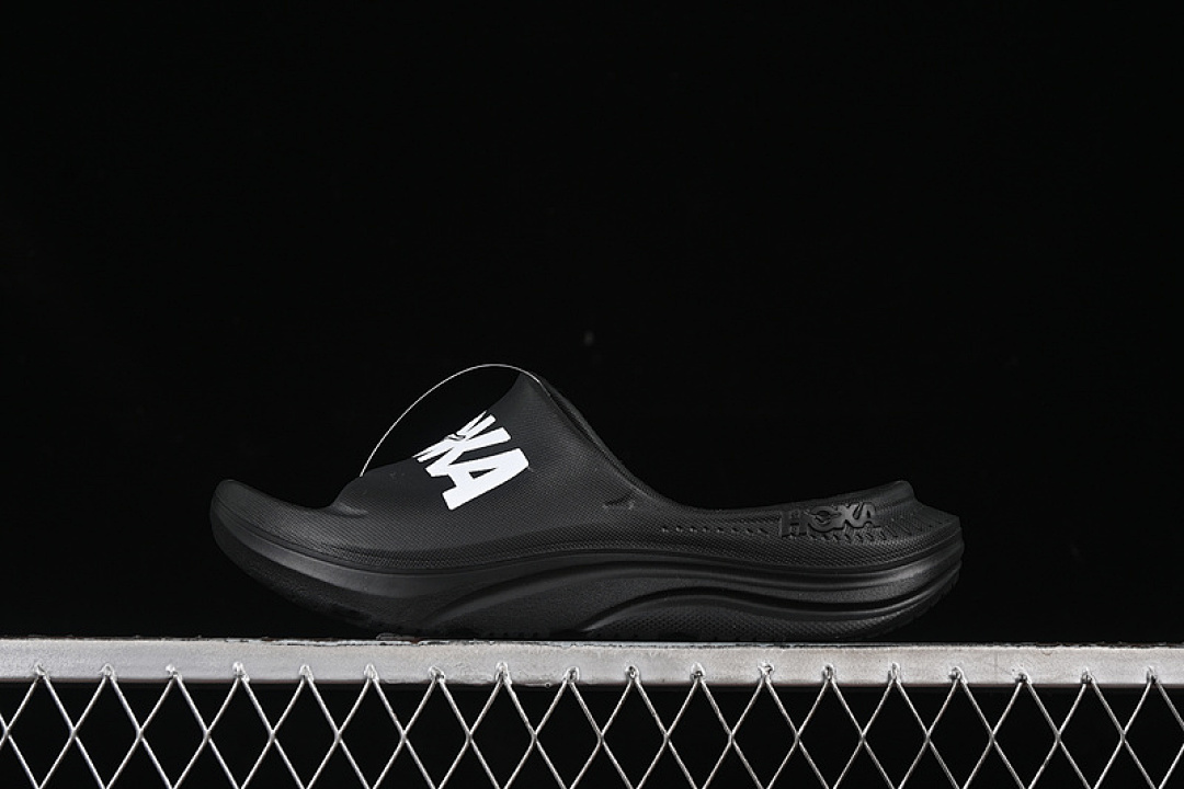 Hoka Hoka [ ONE ORA BLACK/WHITE]-[WOMAN:36-39]-[MAN:40-46], photo 1