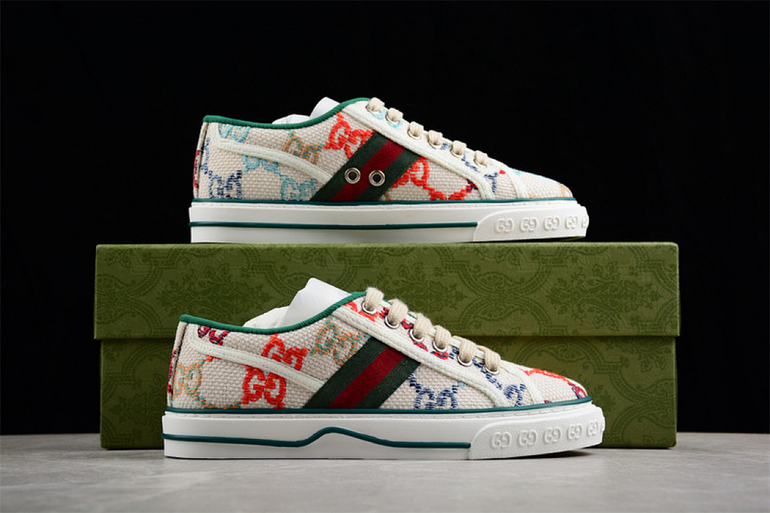 Gucci [GU*CCI TENNIS 1977 PRINT SNEAKER WHITE/RED/GREEN]-[WOMAN:35-39]-[MAN:40-44] - Image 2