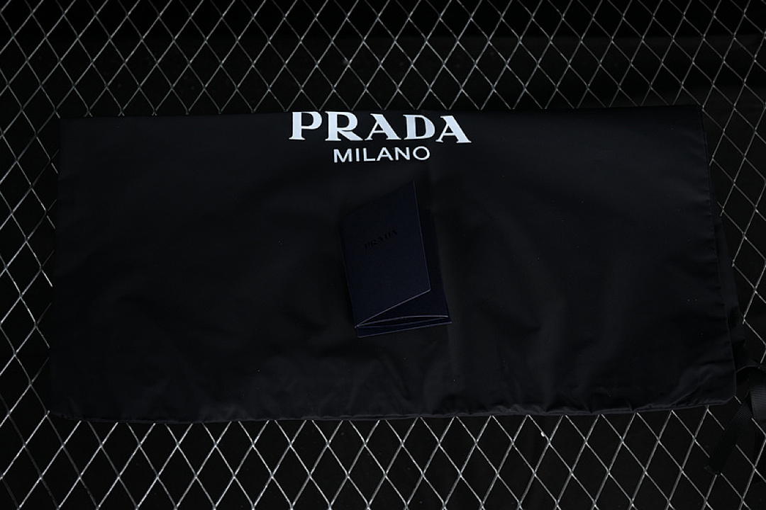 Prada [2EG293]-[PRADA CLOUDBUST AIR THUNDER BLACK/BLUE]-[MAN:40-46] - Image 3