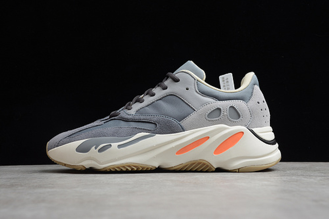 On Running [FV9922]-[GT YEEZY BOOST 700 MAGNET/MAGNET/MAGNET]-[UNISEX:36-47], photo 1