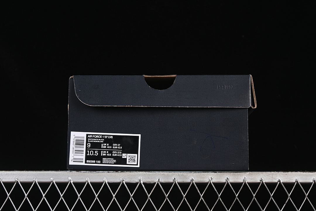 Nike [IB6388-100]-[AIR FORCE 1 07 LOW WHITE/BLACK/GREY]-[WOMAN:36-39]-[MAN:40-45] - Image 12