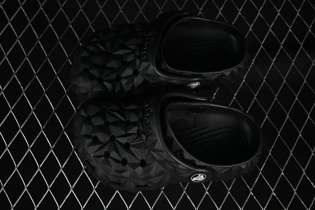 Crocs [CROCS CLASSIC CLOG BLACK]-[WOMAN:25-36] - Image 7