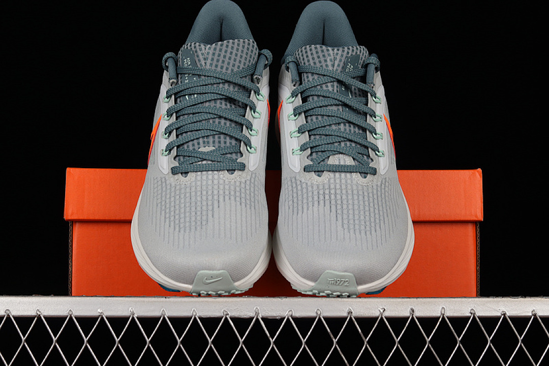 Nike [DH4071-003]-[AIR ZOOM PEGASUS 39 LIGHT GREY/DARK GREEN/ORANGE]-[MAN:39-45] - Image 12