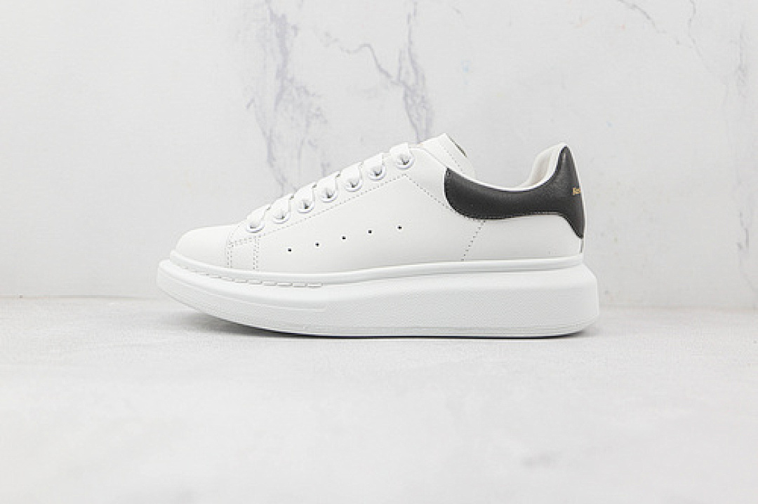 Alexander McQueen Alexander McQueen [ WHITE/WHITE/BLACK]-[WOMAN:34-39]-[MAN:40-45], photo 1
