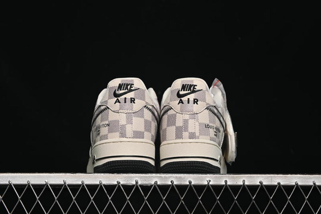 Nike [SC0601-562]-[AIR FORCE 1 07 LOW LV GREY/BLACK]-[WOMAN:36-39]-[MAN:40-45] - Image 14
