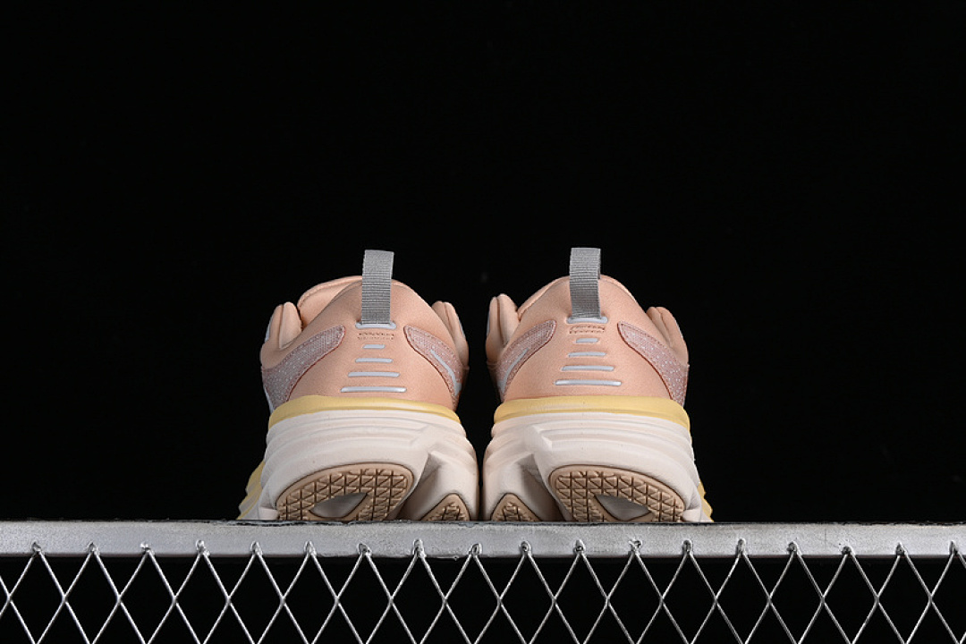 On Running [1123202 SSEG]-[HOKA ONE BONDI 8 GREY/BROWN/BEIGE]-[WOMAN:36-39]-[MAN:40-45] - Image 14