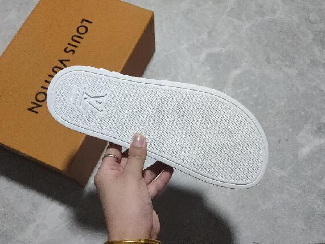 Louis Vuitton [L*V WATERFRONT SLIPPERS WHITE/WHITE/WHITE]-[WOMAN:35-39]-[MAN:40-45] - Image 3