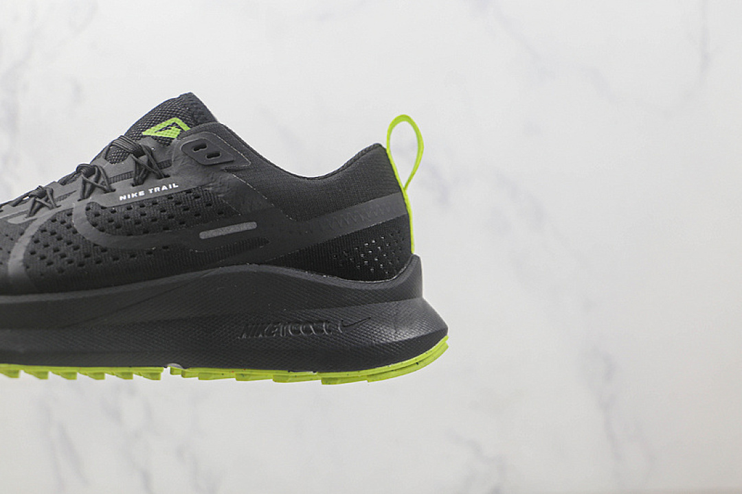 Nike [DJ6158-004]-[PEGASUS TRAIL 4 BLACK/BLACK/GREEN]-[MAN:40-45] - Image 7