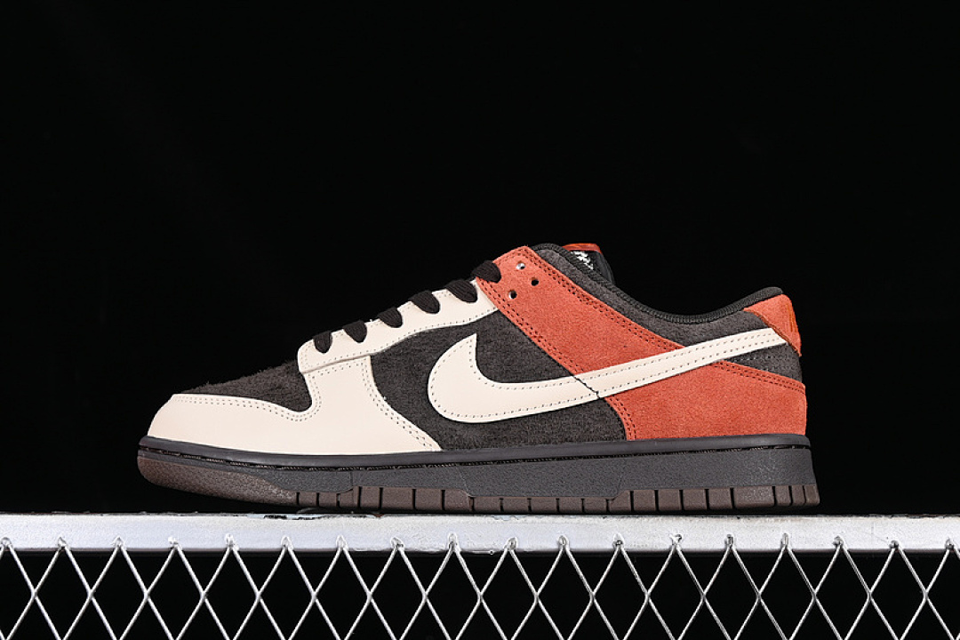 Nike DUNK LOW RED PANDA VELVET BROWN/SANDDRIFT/RUGGED ORANGE · FV0395-200, photo 1