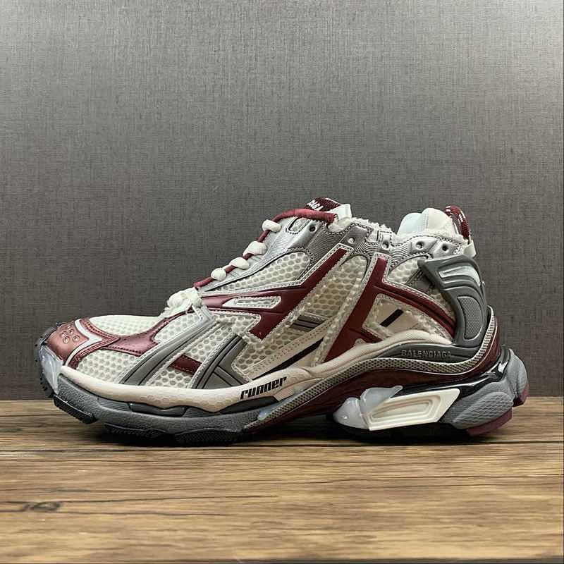 [RUNNER SNEAKER SHOES GREY/BURGUNDY · 677403-W3RB8-9069, photo 1