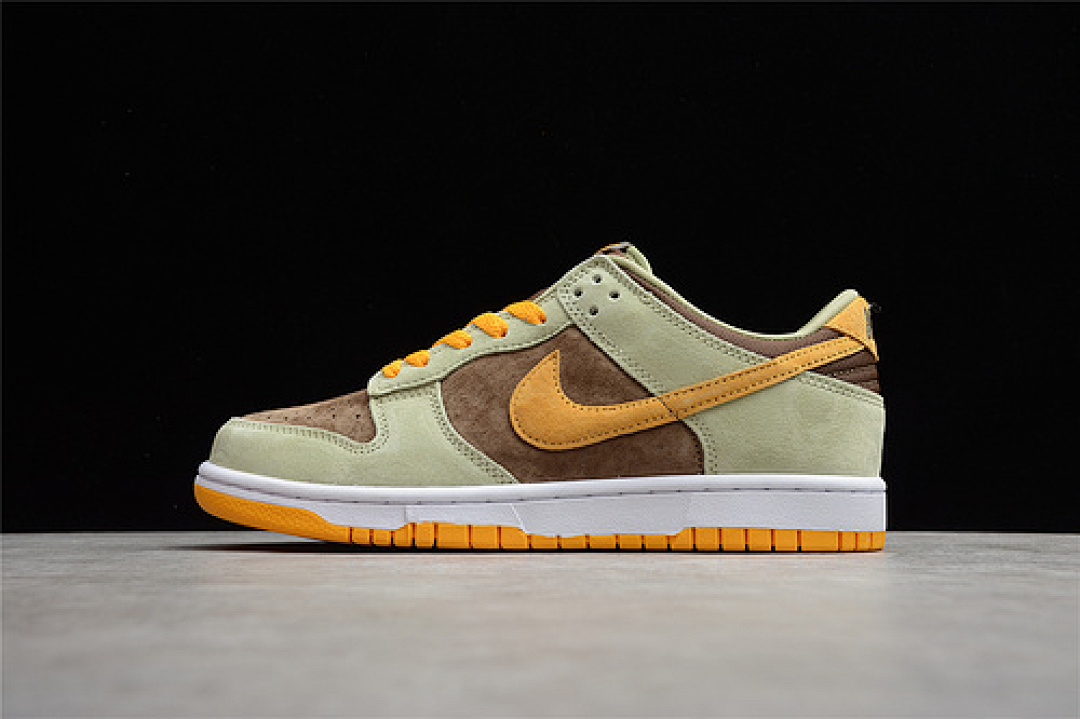Unbranded [DH5360-300]-[SB DUNK LOW DUSTY OLIVE/PRO GOLD]-[WOMAN:36-39]-[MAN:40-47], photo 1