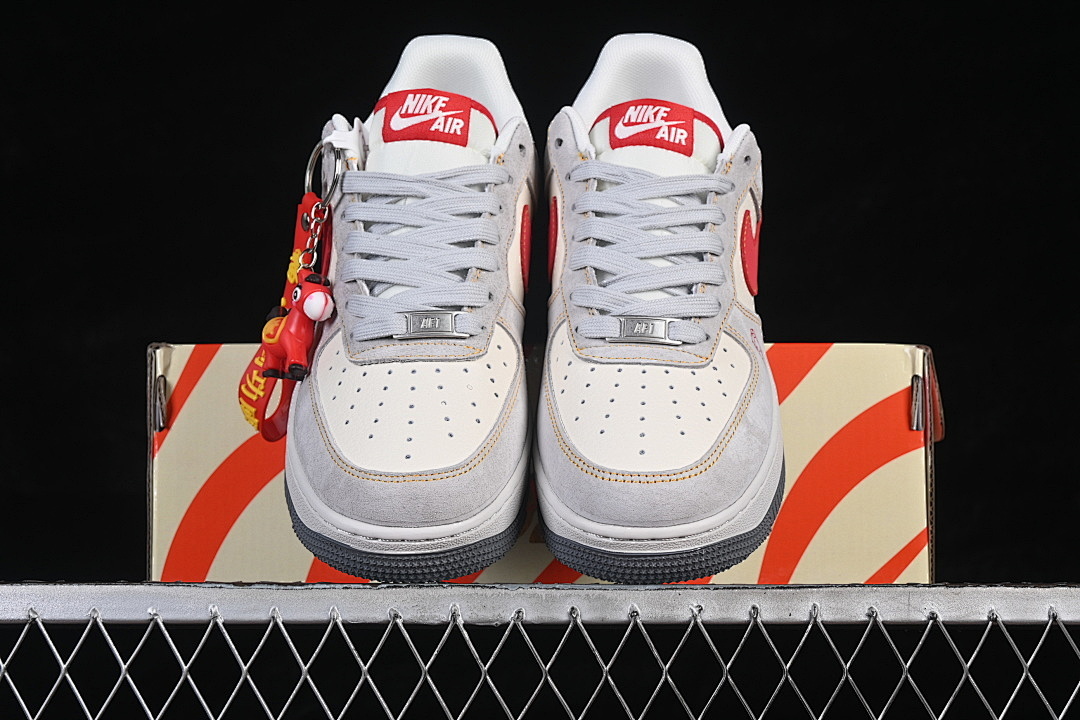 Nike [HT5088-631]-[AIR FORCE 1 07 LOW CASUAL SNEAKERS WHITE/GREY/RED]-[WOMAN:36-39]-[MAN:40-45] - Image 13