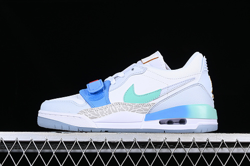 Jordan AIR Jordan LEGACY AJ312 LOW WHITE/BLUE/GREY · FN8896-131, photo 1