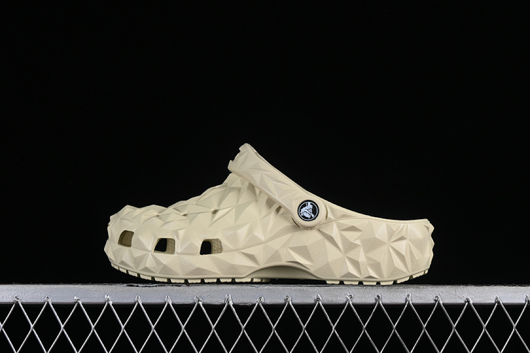 Crocs [CROCS HORCHATA]-[WOMAN:34-39]-[MAN:40-46] - Image 12