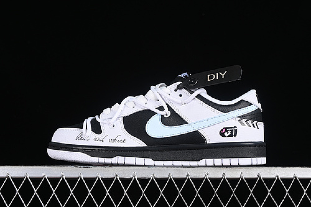 Unbranded [FD9064-011]-[DUNK LOW SB REVERSE PANDA WHITE/BLACK/BLUE]-[WOMAN:36-39]-[MAN:40-46], photo 1