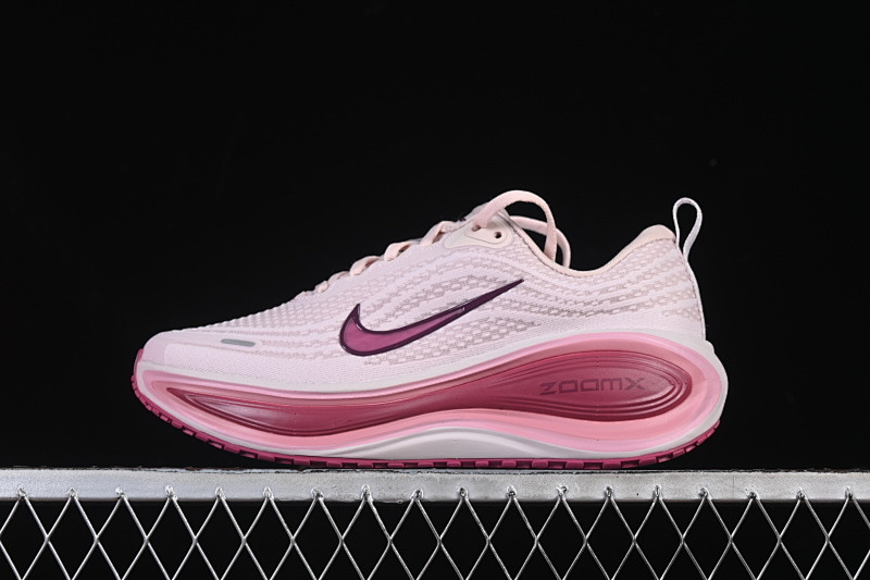 Nike Nike AIR ZOOM VOMERO PLUS PINK/PINK · HV8154-802, photo 1