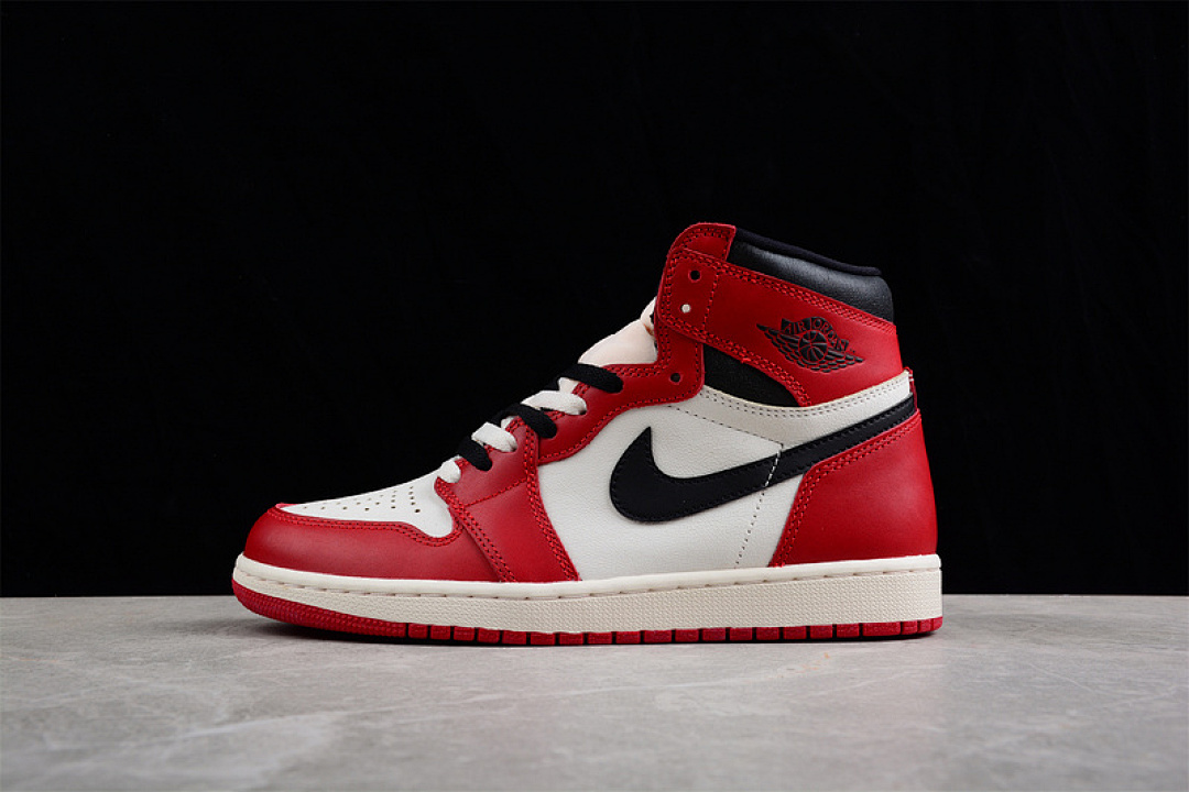 Jordan [DZ5485-612]-[AIR JORDAN 1 RETRO HIGH OG LOST & FOUND VARSITY RED/BLACK/SAIL/MUSLIN], photo 1