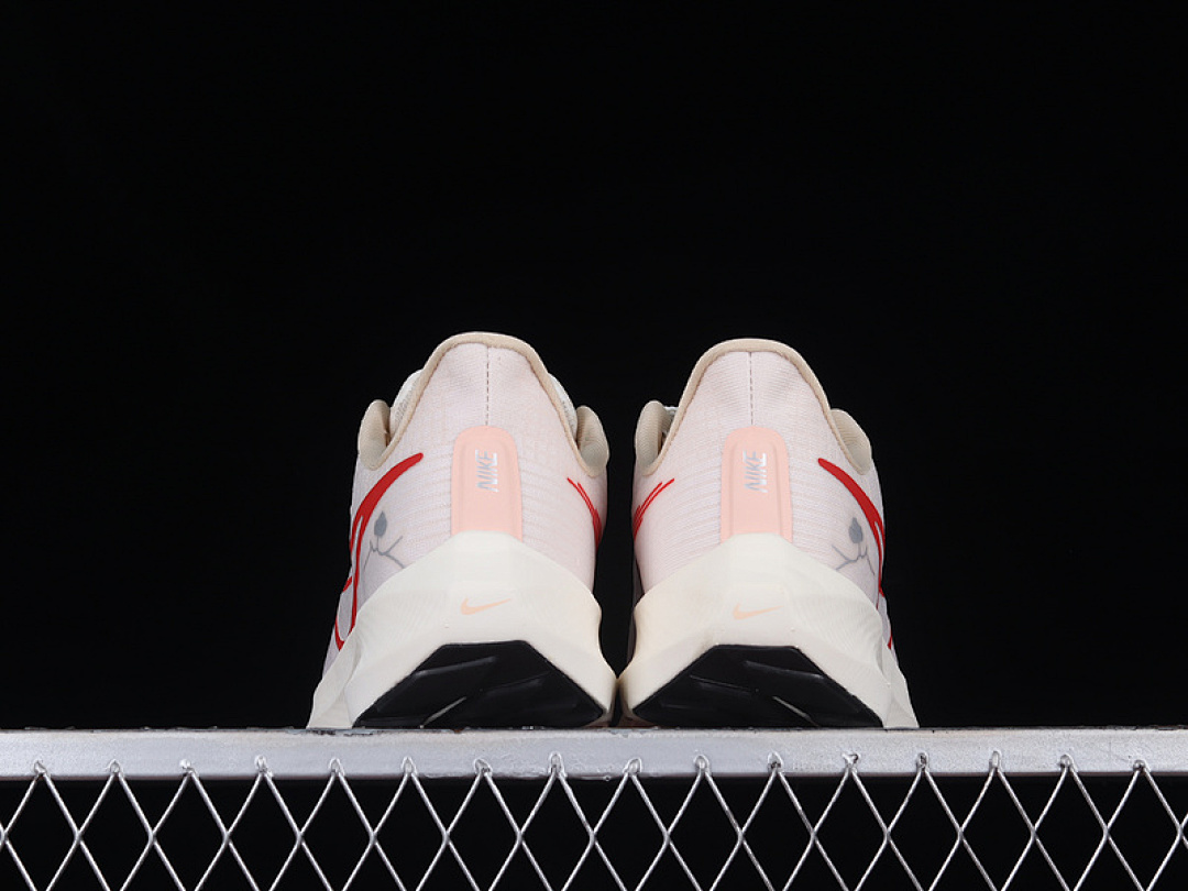 Nike [FD4344-161]-[AIR ZOOM PEGASUS 39 SAIL/IVORY/RED]-[WOMAN:36-39]-[MAN:40-45] - Image 13