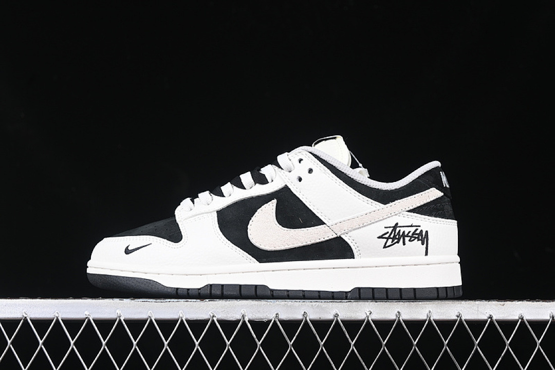 Unbranded [SF1029-402]-[SB DUNK LOW WHITE/BLACK/BROWN]-[WOMAN:36-39]-[MAN:40-45], photo 1