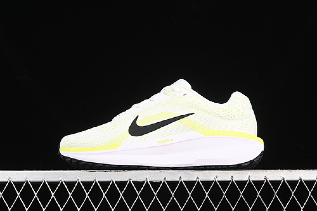 Unbranded [FJ9509-101]-[AIR ZOOM WINFLO 11 SAIL/BLACK/CYBER/LIFE LIME]-[WOMAN:36-39]-[MAN:40-46], photo 1