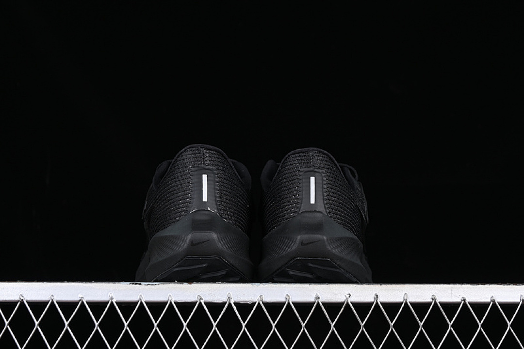 Nike [DV3853-002]-[AIR ZOOM PEGASUS 40 BLACK/ANTHRACITE/BLACK]-[WOMAN:36-39]-[MAN:40-45] - Image 13