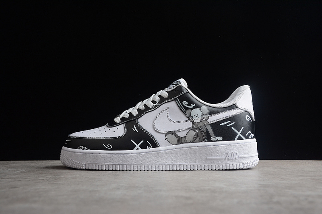 Nike Nike KAWS X AIR FORCE 1 LOW 07 WHITE/BLACK-GREY · CW2288-777, photo 1