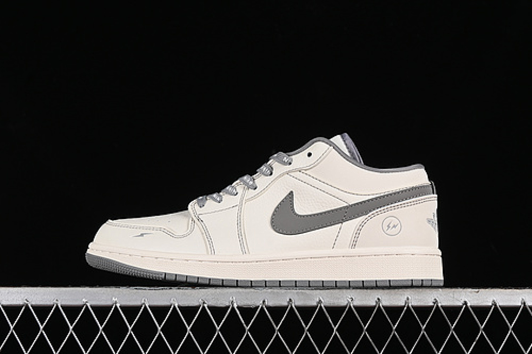 Jordan [CF3688-020]-[AIR JORDAN 1 LOW OFF WHITE/GREY]-[WOMAN:36-39]-[MAN:40-45], photo 1